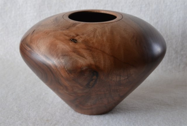 Vessel 1 in Black Walnut DSC_0003