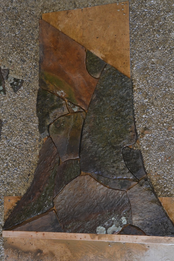 come with a stone tree22