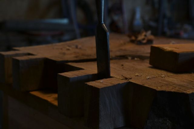 Oak and Walnut Table build03